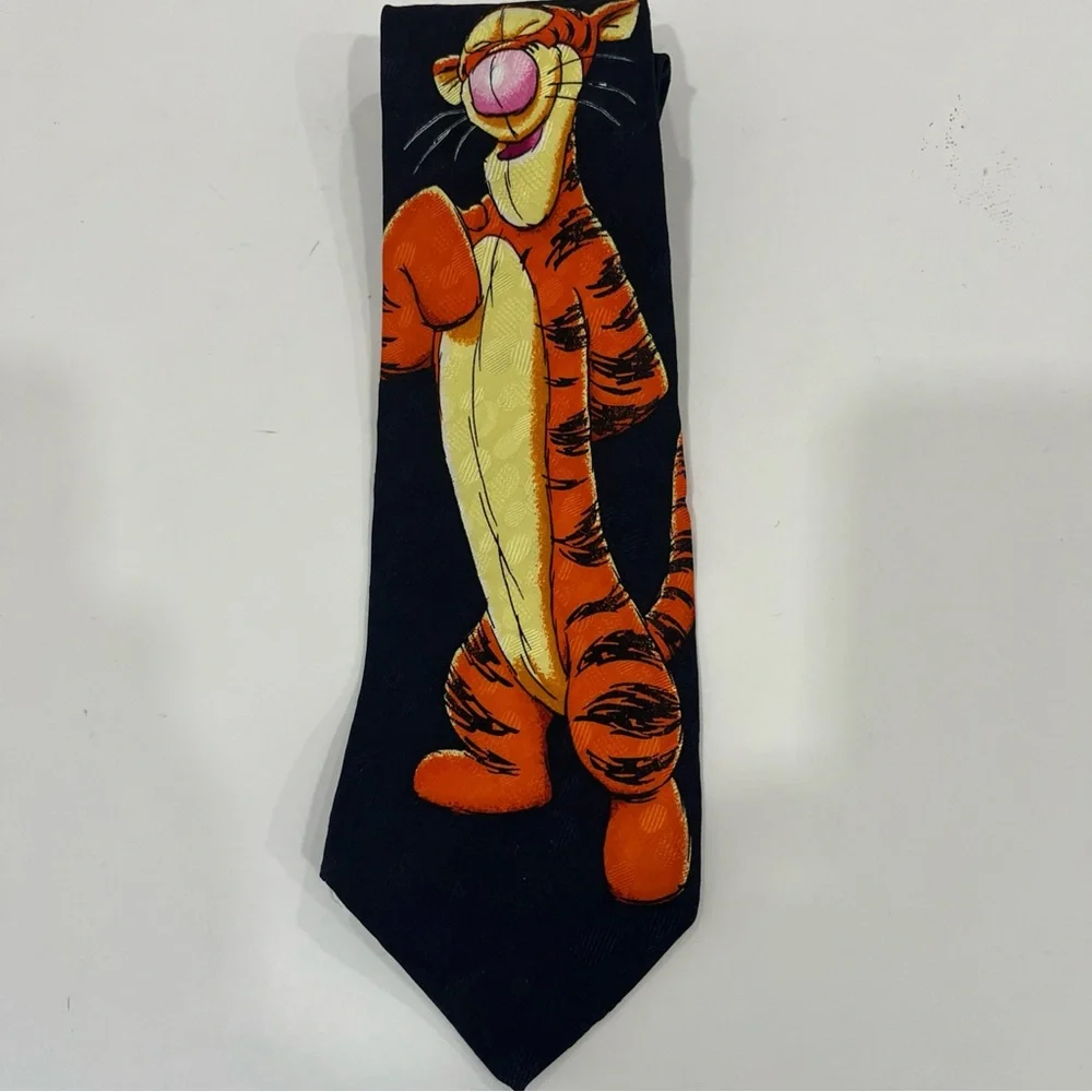 POOH TIGER  Disney Silk tie‎ Made in Myanmar Handmade